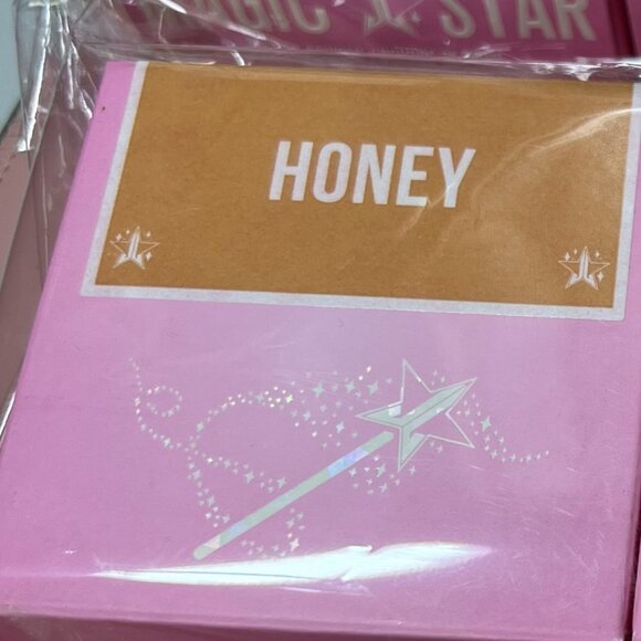 Jeffree Star Setting Powder in "HONEY" New - Picture 3 of 3